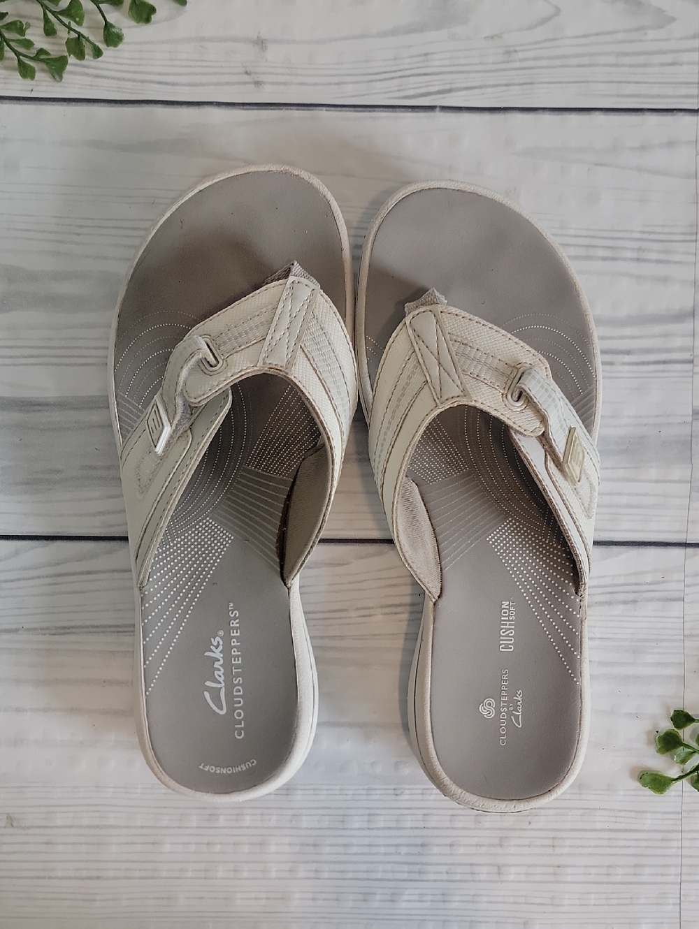 Clarks Breeze Sea Cloudsteppers Women's Sandal in White Size 6 - Picture 5 of 9